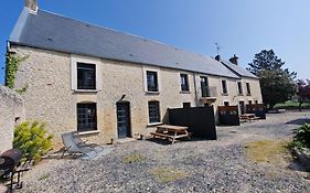 Le Domaine De La Gentilhommiere Situee Entre Bayeux Et Arromanches Les Bains